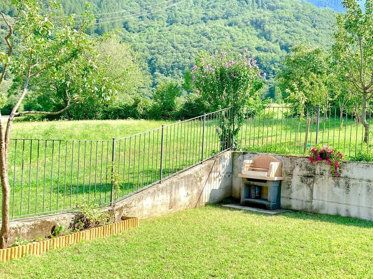 Strawberry House Villa Colico
