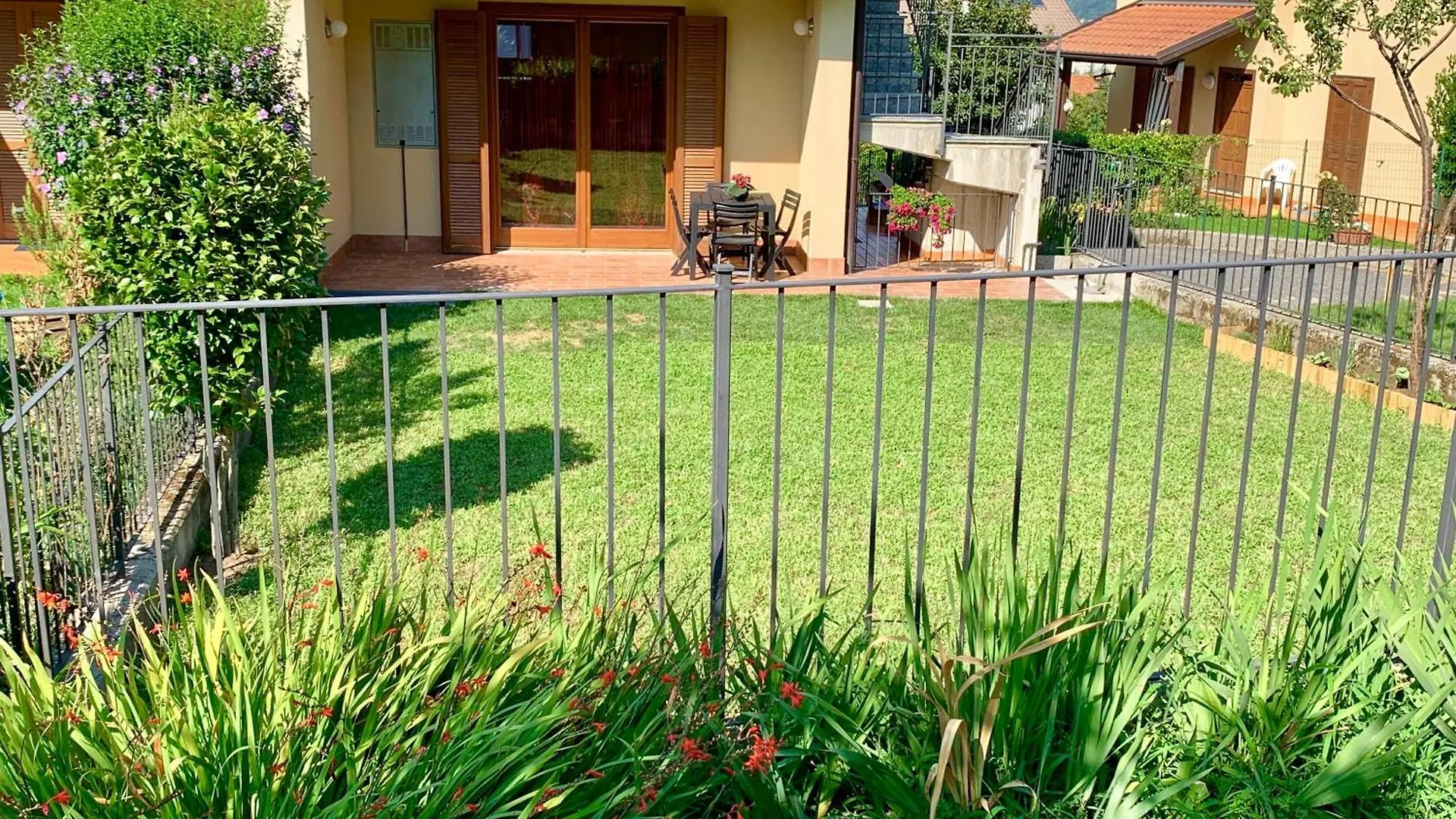 Holiday home Strawberry House Villa Colico Italy